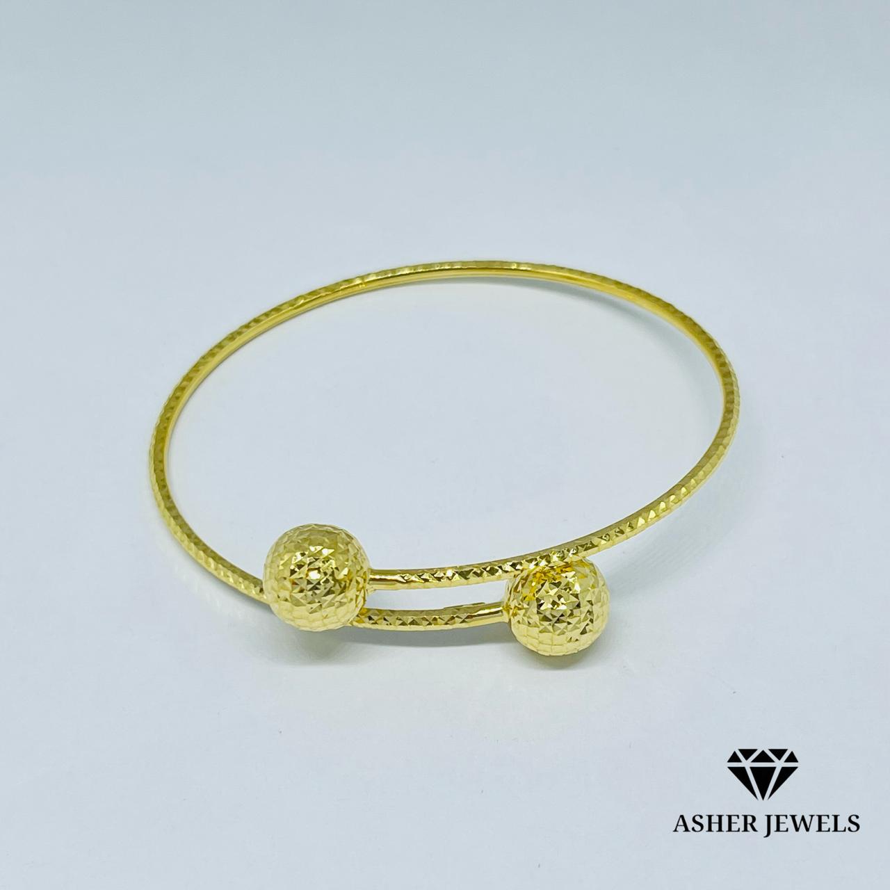 Diamond cut Bangle 15cm